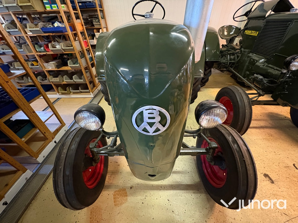 Traktor Bolinder Munktell BM10