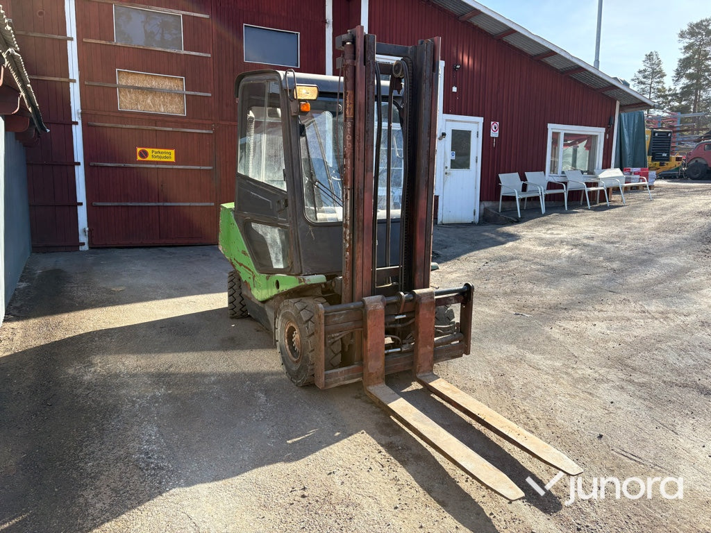 Motviktstruck - Smålands Truck AB, STAB D30 SX3,3