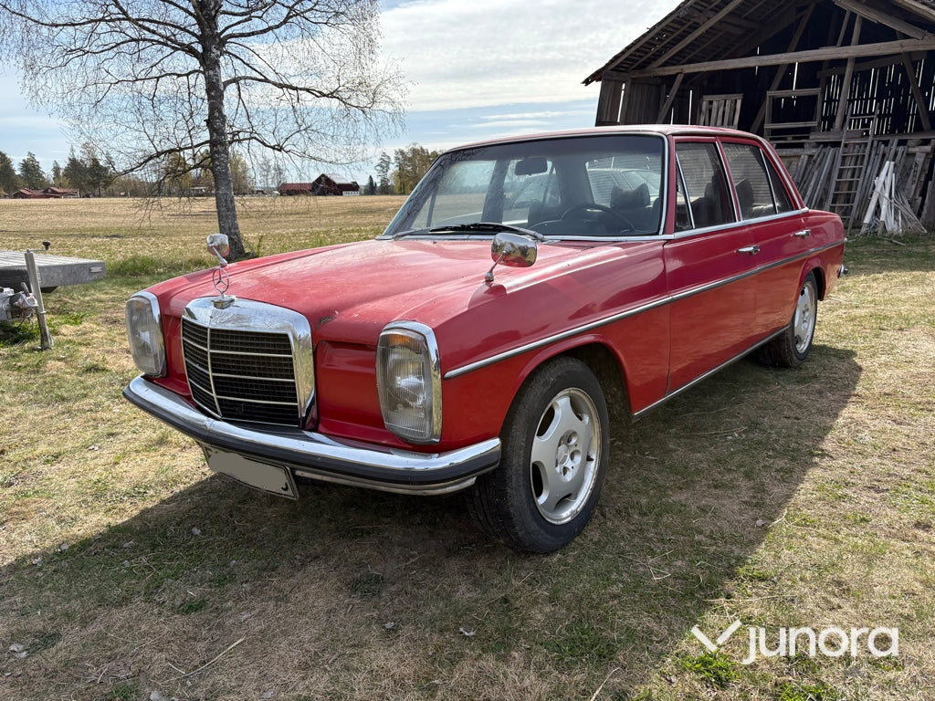 Veteranbil - Mercedes-Benz 220 D/8