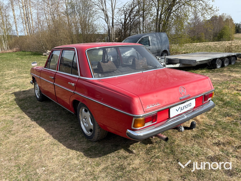Veteranbil - Mercedes-Benz 220 D/8