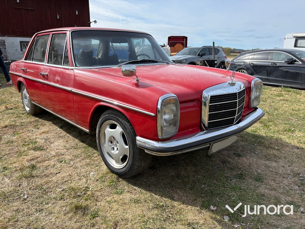 Veteranbil - Mercedes-Benz 220 D/8