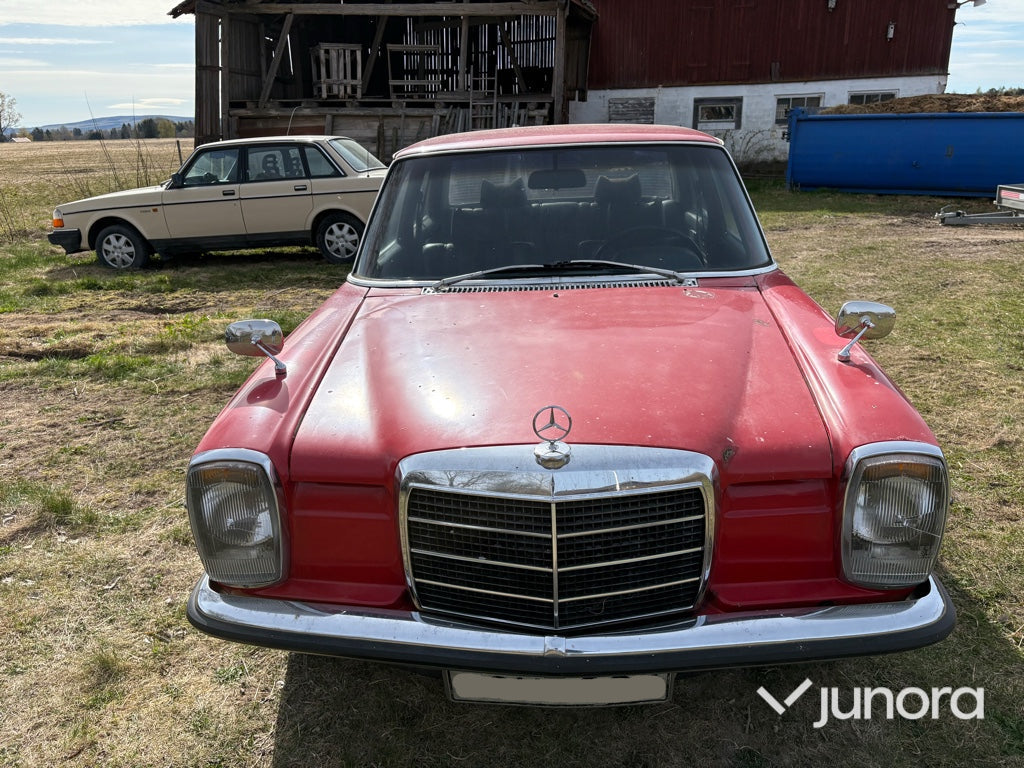 Veteranbil - Mercedes-Benz 220 D/8