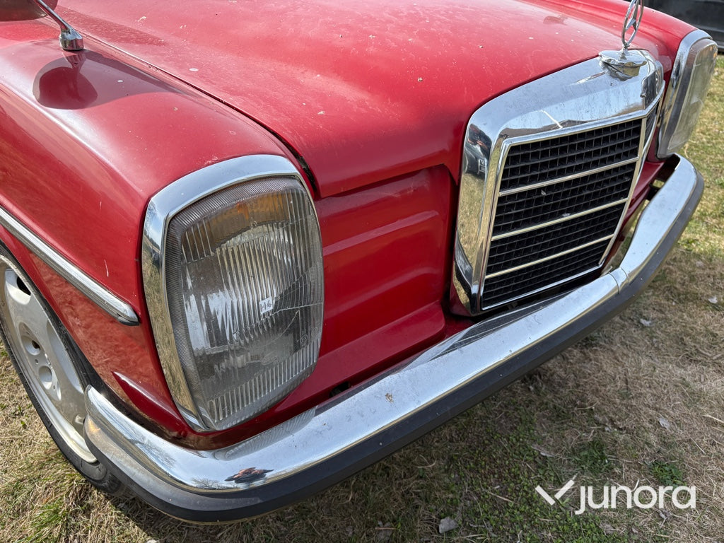 Veteranbil - Mercedes-Benz 220 D/8