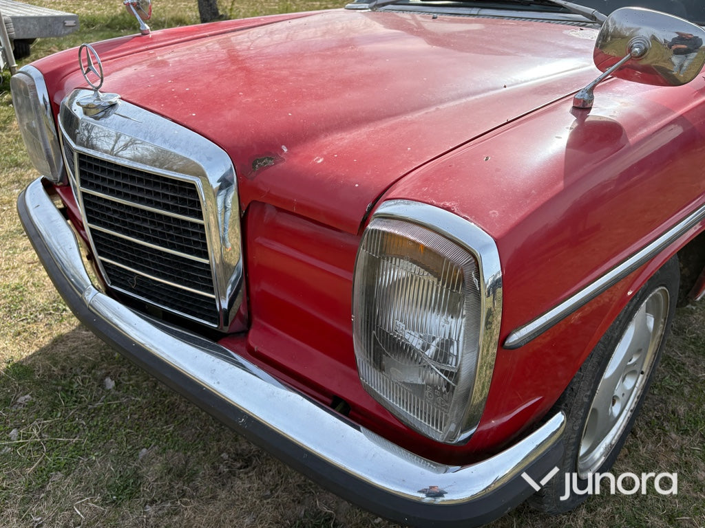 Veteranbil - Mercedes-Benz 220 D/8