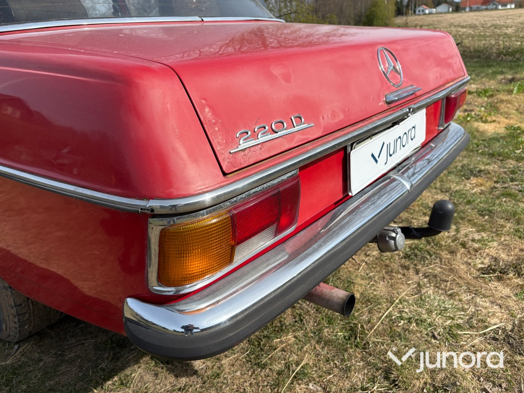 Veteranbil - Mercedes-Benz 220 D/8