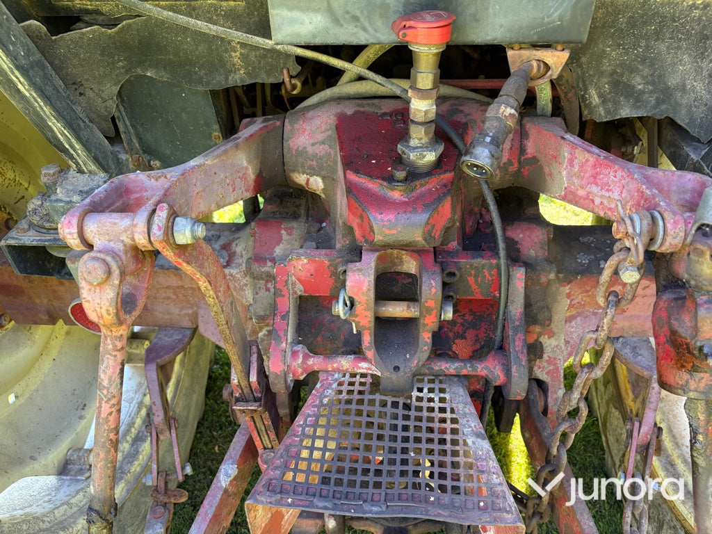 Traktor - International, 484