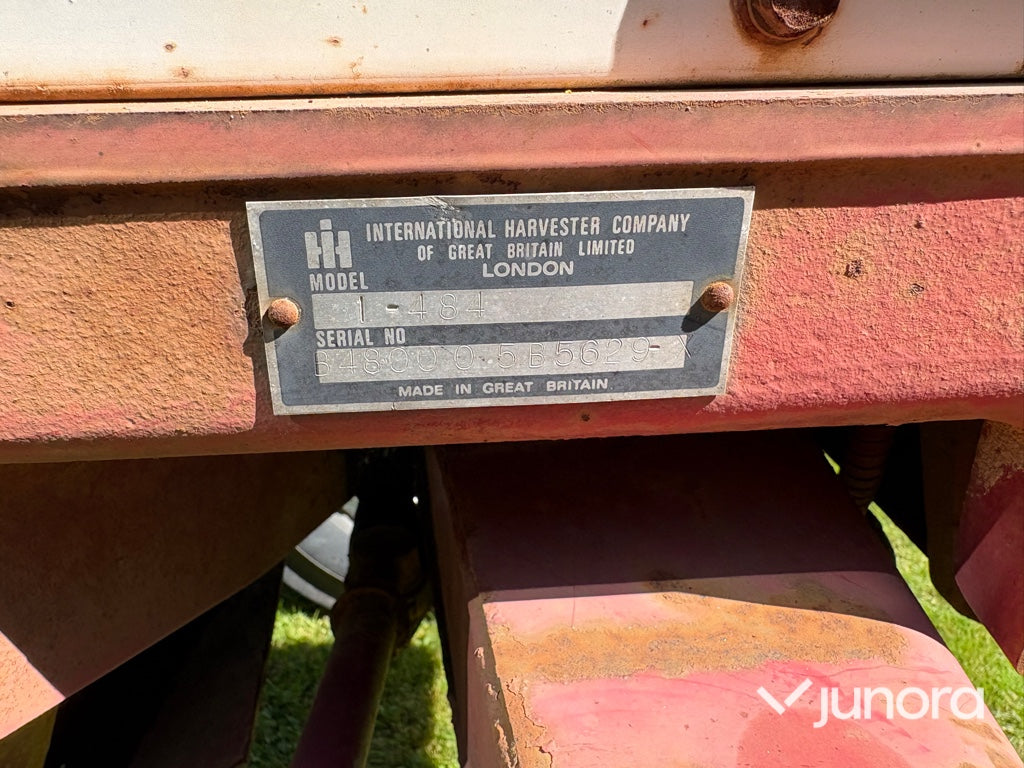 Traktor - International, 484