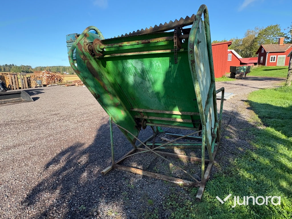 Upprullare för rundbalar