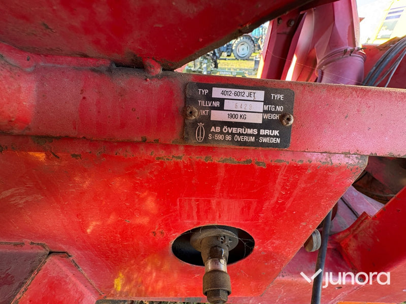 Gödningsspridare Överum 4012