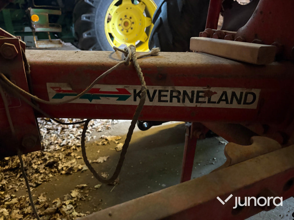 3-skärig växelplog Kverneland