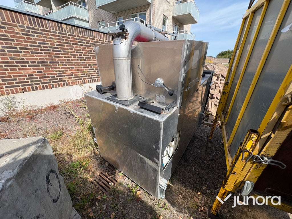 Vacuumlövsug med tippcontainer – Nicodan LS150