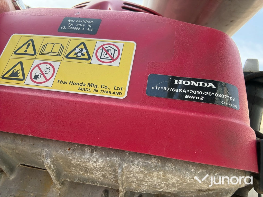 Vacuumlövsug med tippcontainer – Nicodan LS150
