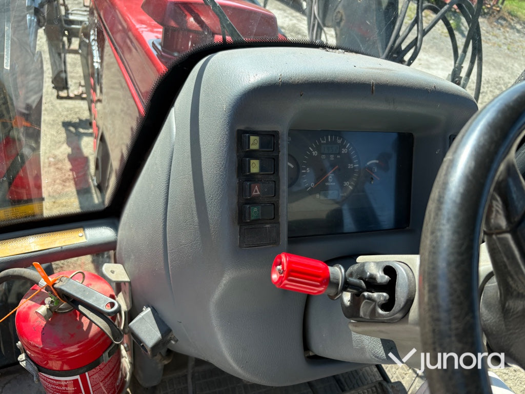 Traktor - Valmet 6850-4 med frontlyft
