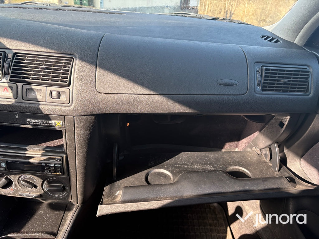 Personbil - Volkswagen Golf IV 1.6