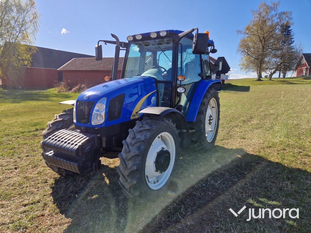 Traktor - New Holland, T5070