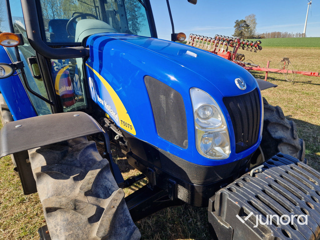 Traktor - New Holland, T5070