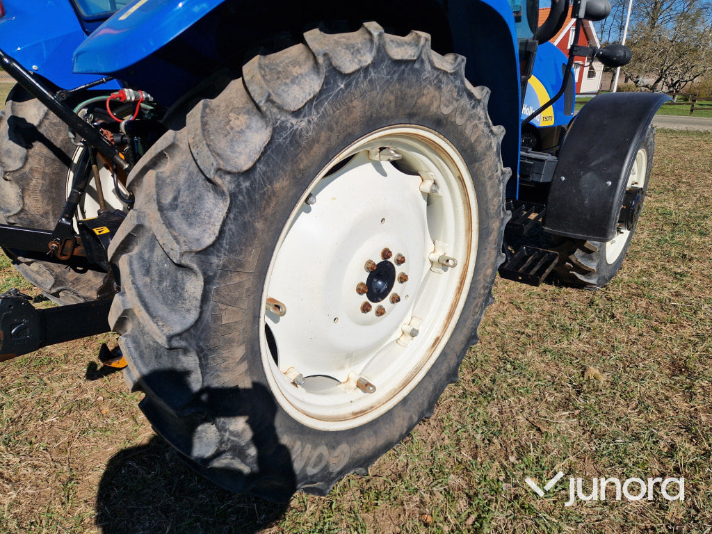 Traktor - New Holland, T5070
