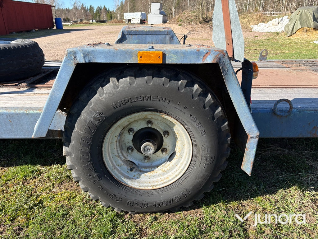 Maskintrailer - Maskinsläp