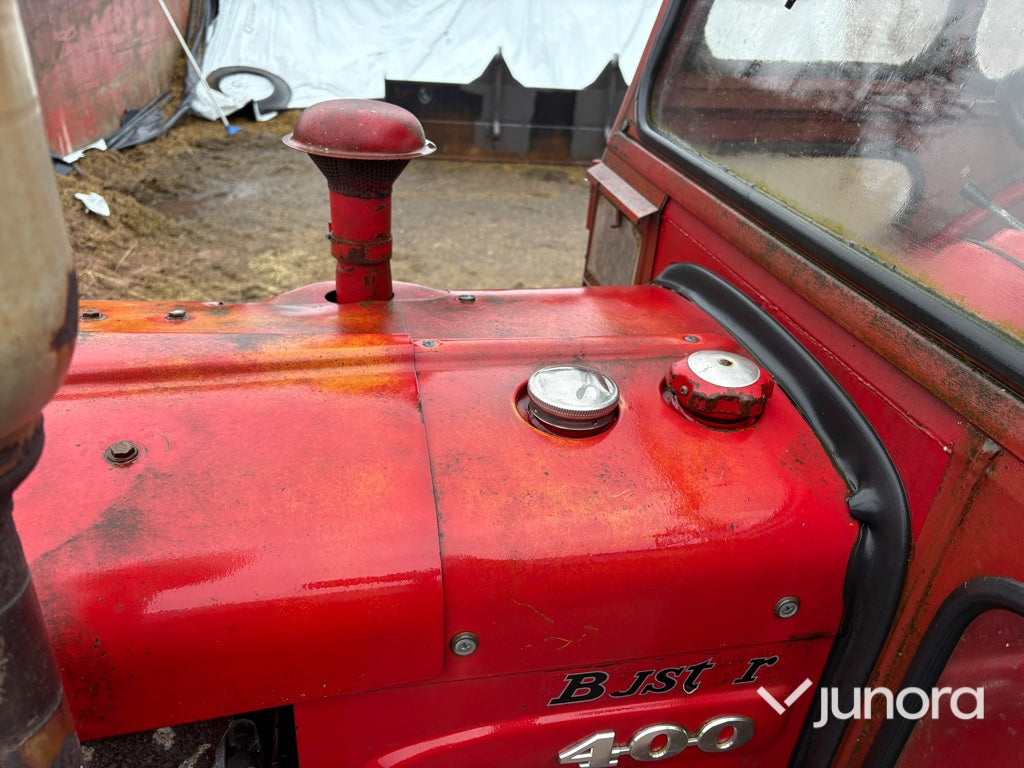 Traktor - Volvo BM T-400