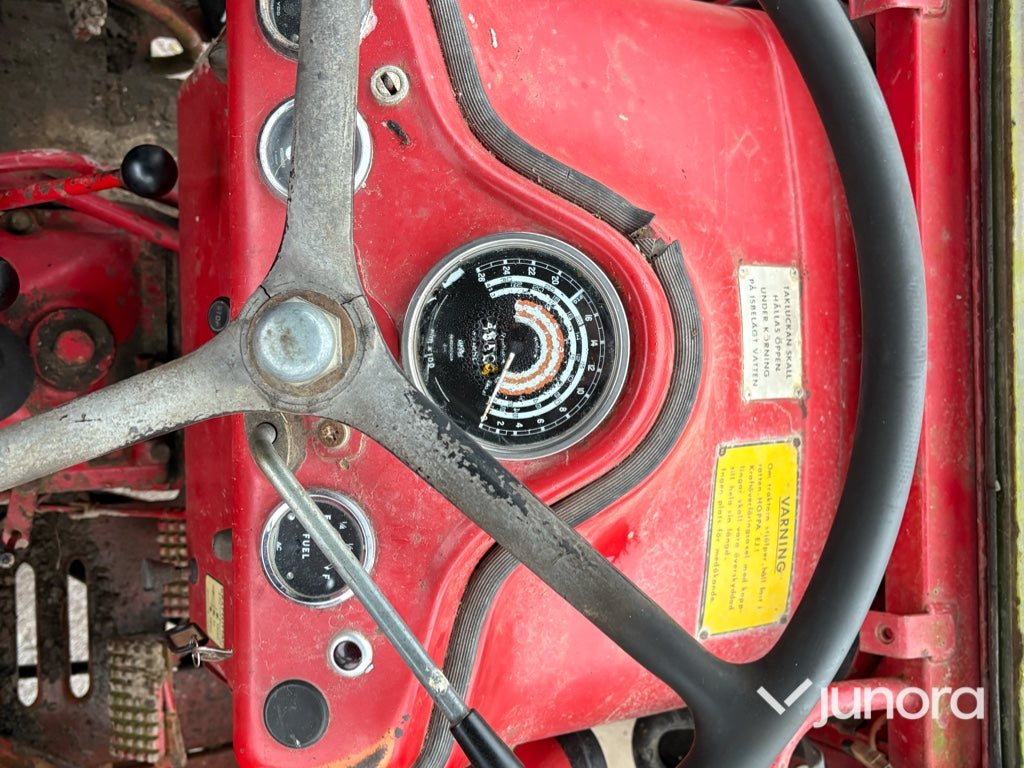 Traktor - Volvo BM T-400