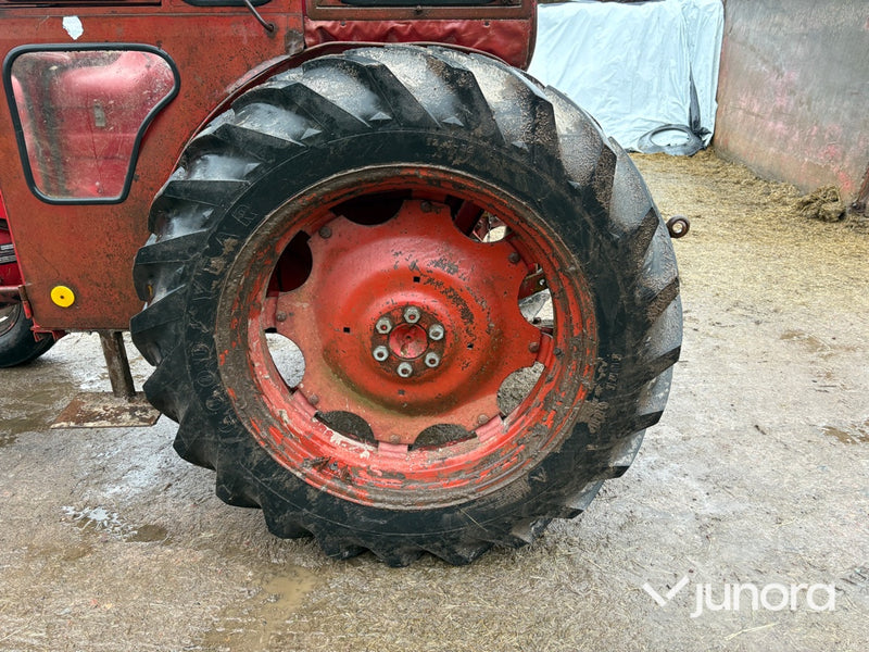 Traktor - Volvo BM T-400