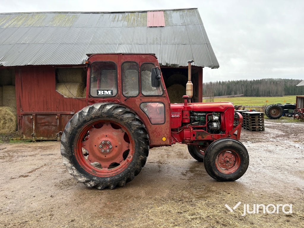 Traktor - Volvo BM T-400