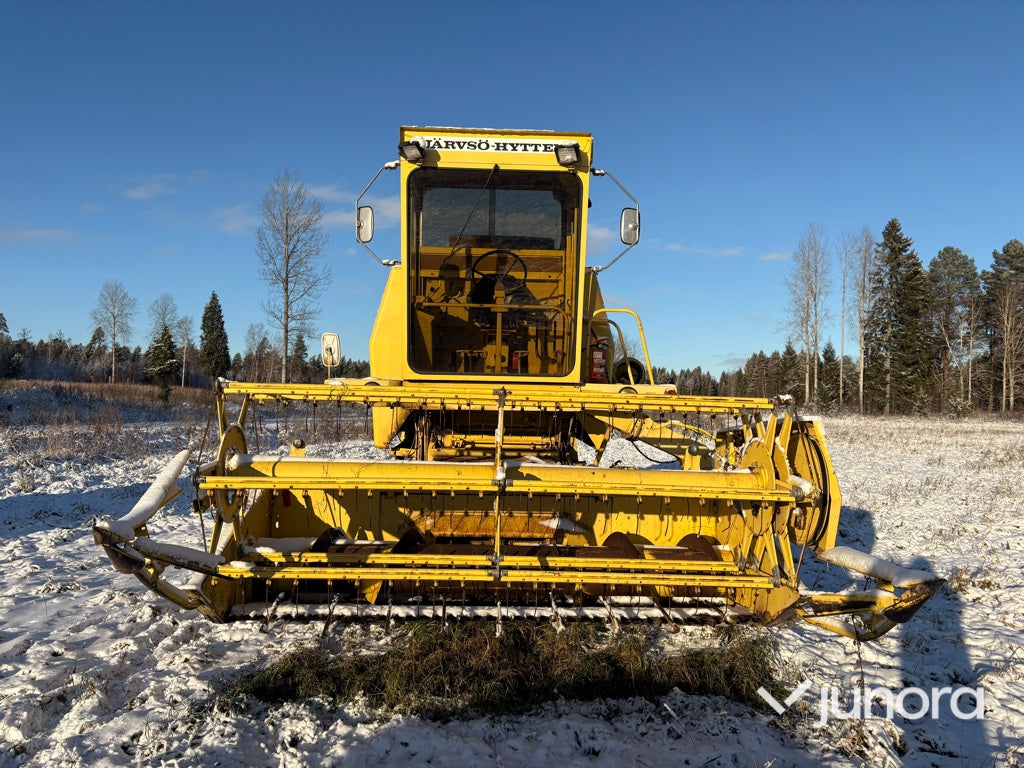 Skördetröska - New Holland, Clayson 1520