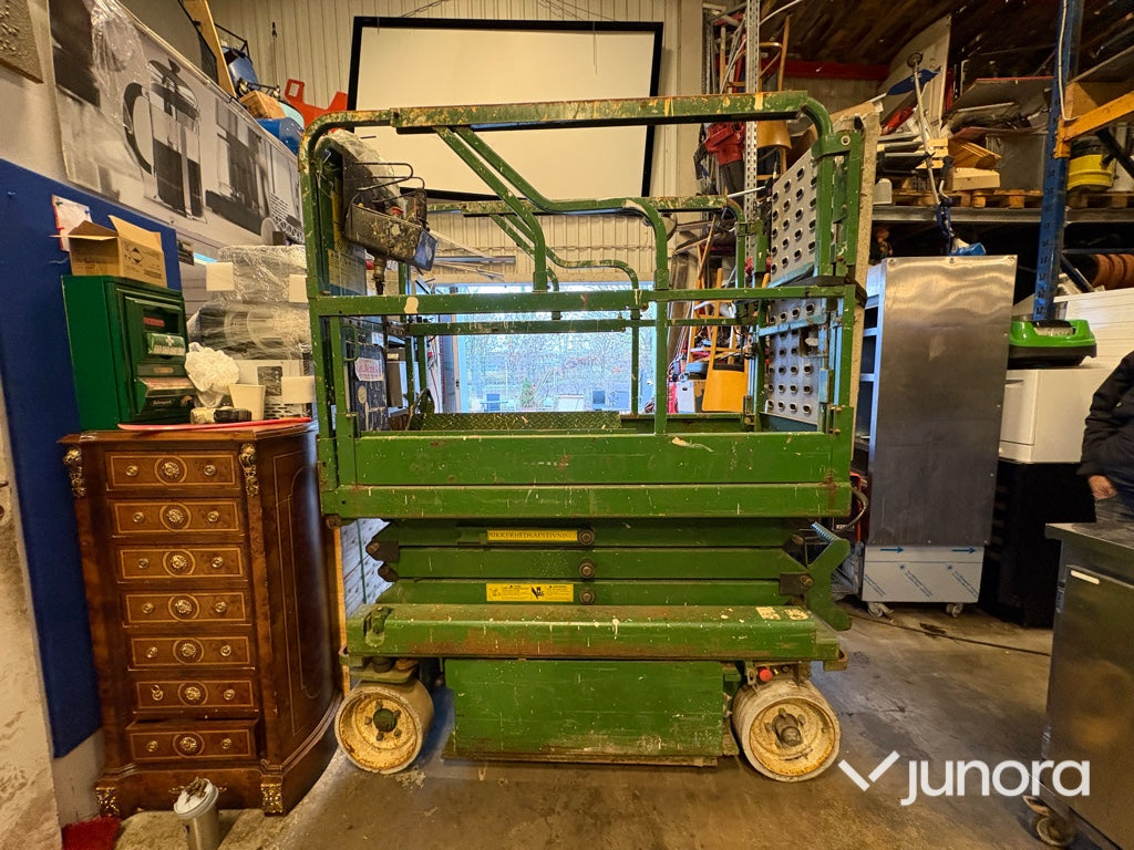 Saxlift – JLG Industries 1932-E