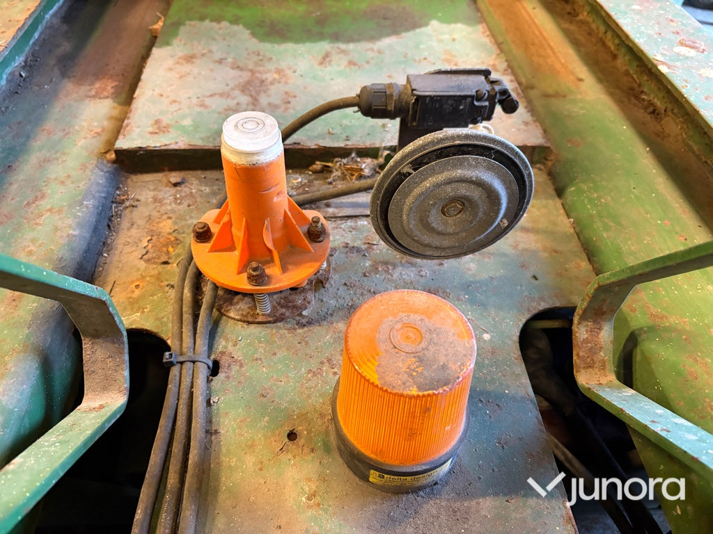 Saxlift – JLG Industries 1932-E