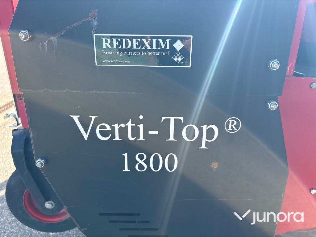 Konstgräsrengörare - Redexim VT 1800