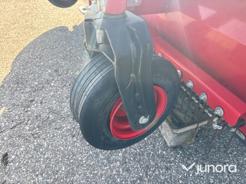 Konstgräsrengörare - Redexim VT 1800