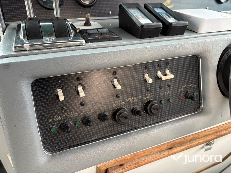 Motorbåt - Sea Ray, 300 Weekender, MerCruiser