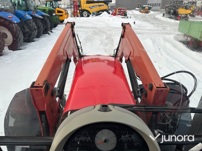 Traktor – Massey Ferguson 6490 med lastare