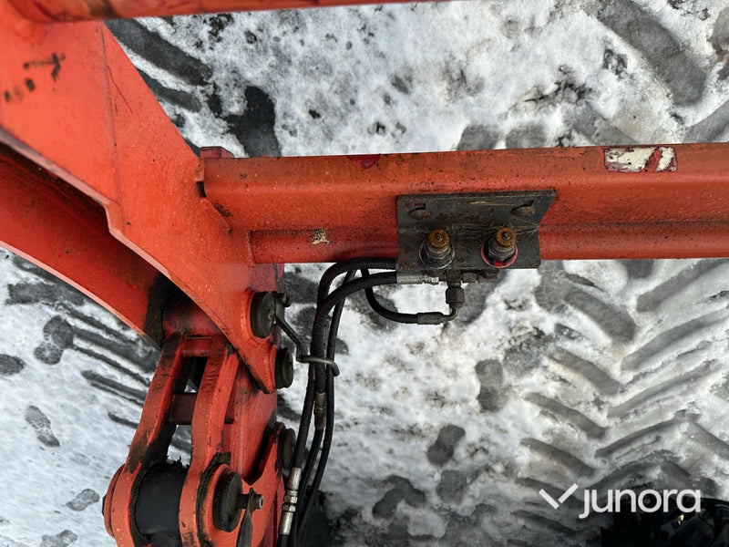 Traktor – Massey Ferguson 6490 med lastare