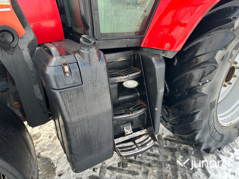 Traktor – Massey Ferguson 6490 med lastare