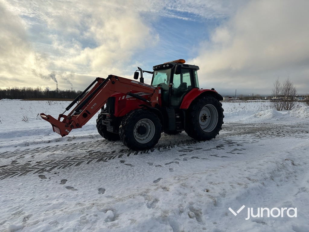 Traktor – Massey Ferguson 6490 med lastare