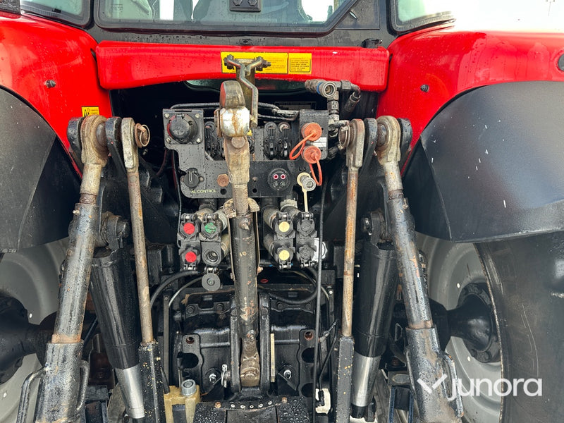 Traktor – Massey Ferguson 6490 med lastare