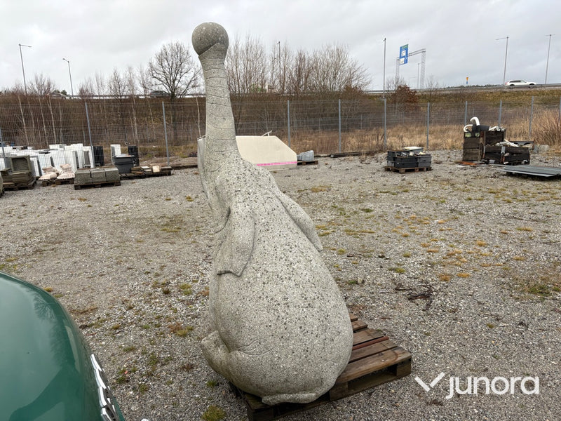 Stenskulptur – elefant i granit
