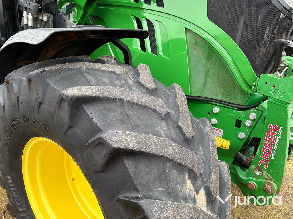Traktor - John Deere 6130M med lastare & frontlyft