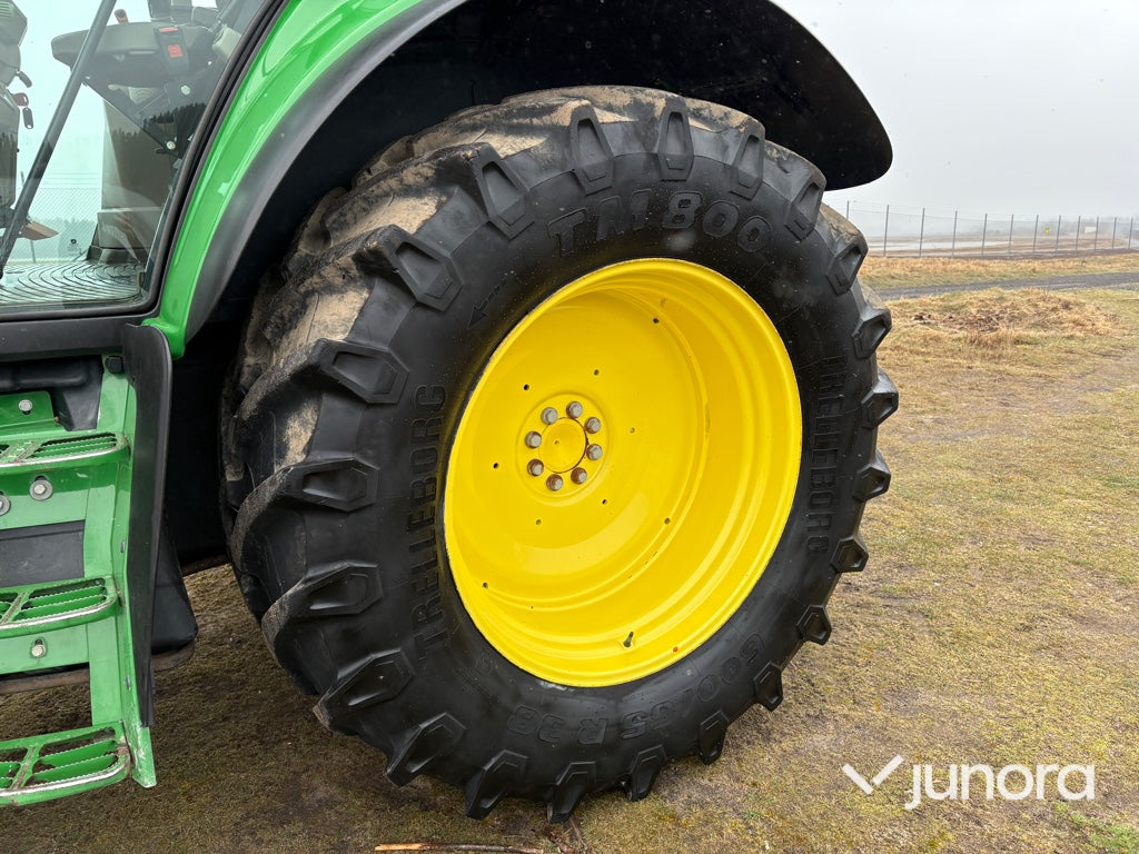 Traktor - John Deere 6130M med lastare & frontlyft