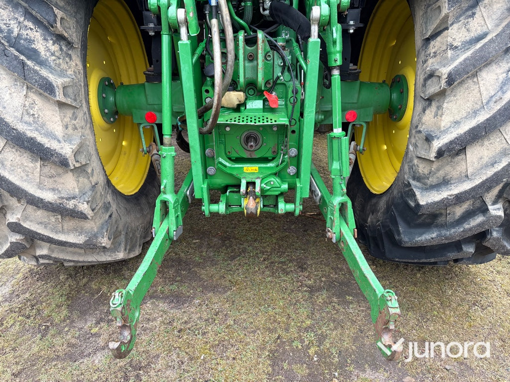 Traktor - John Deere 6130M med lastare & frontlyft