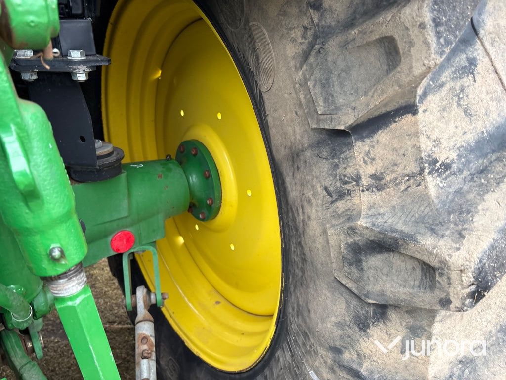 Traktor - John Deere 6130M med lastare & frontlyft