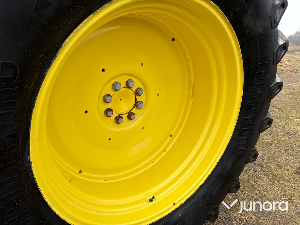 Traktor - John Deere 6130M med lastare & frontlyft