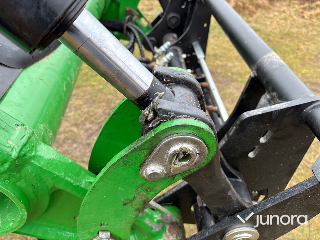 Traktor - John Deere 6130M med lastare & frontlyft