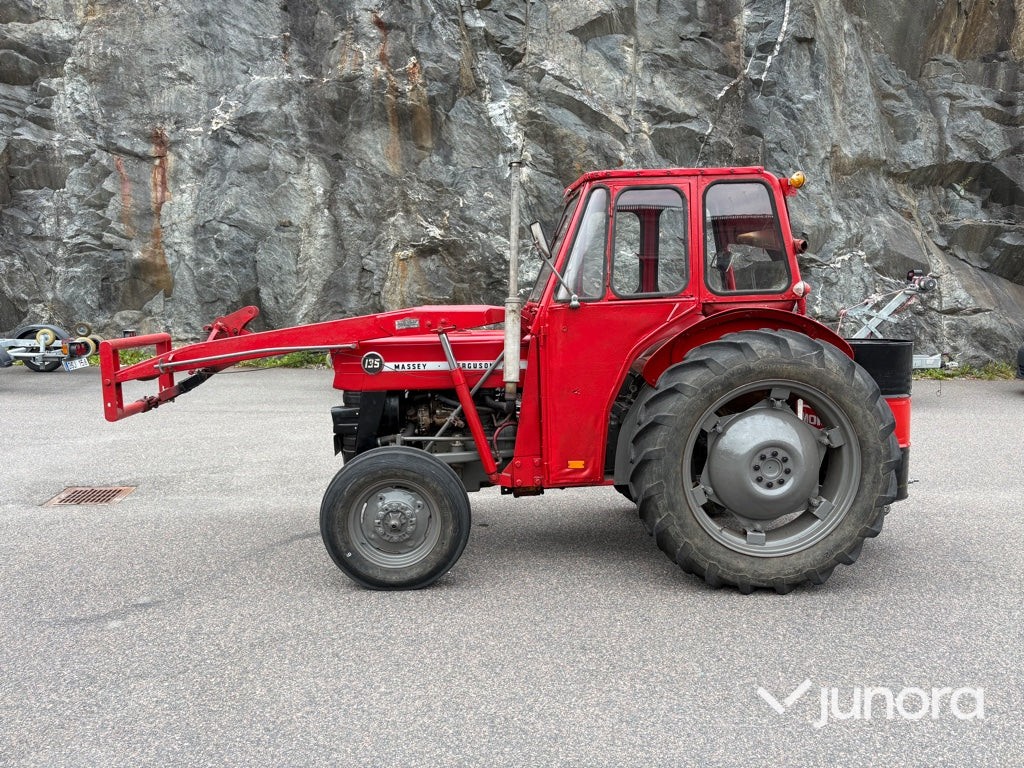 Traktor - Massey Ferguson 135