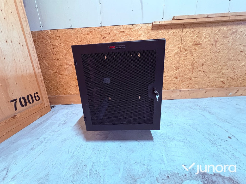 Datarack – APC NetShelter