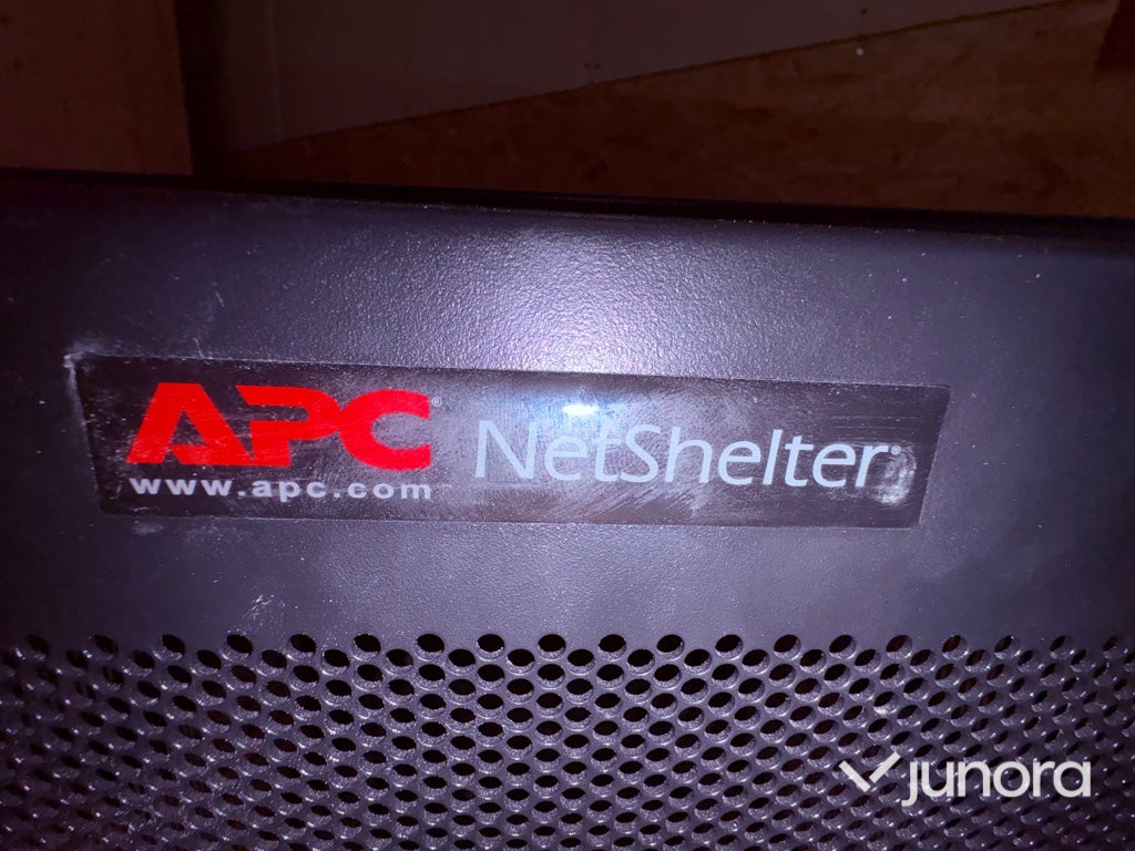 Datarack – APC NetShelter
