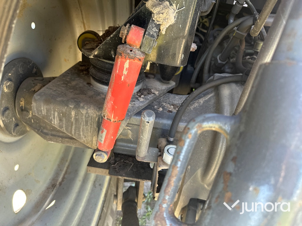 Traktor - Massey Fergusson, MF6455