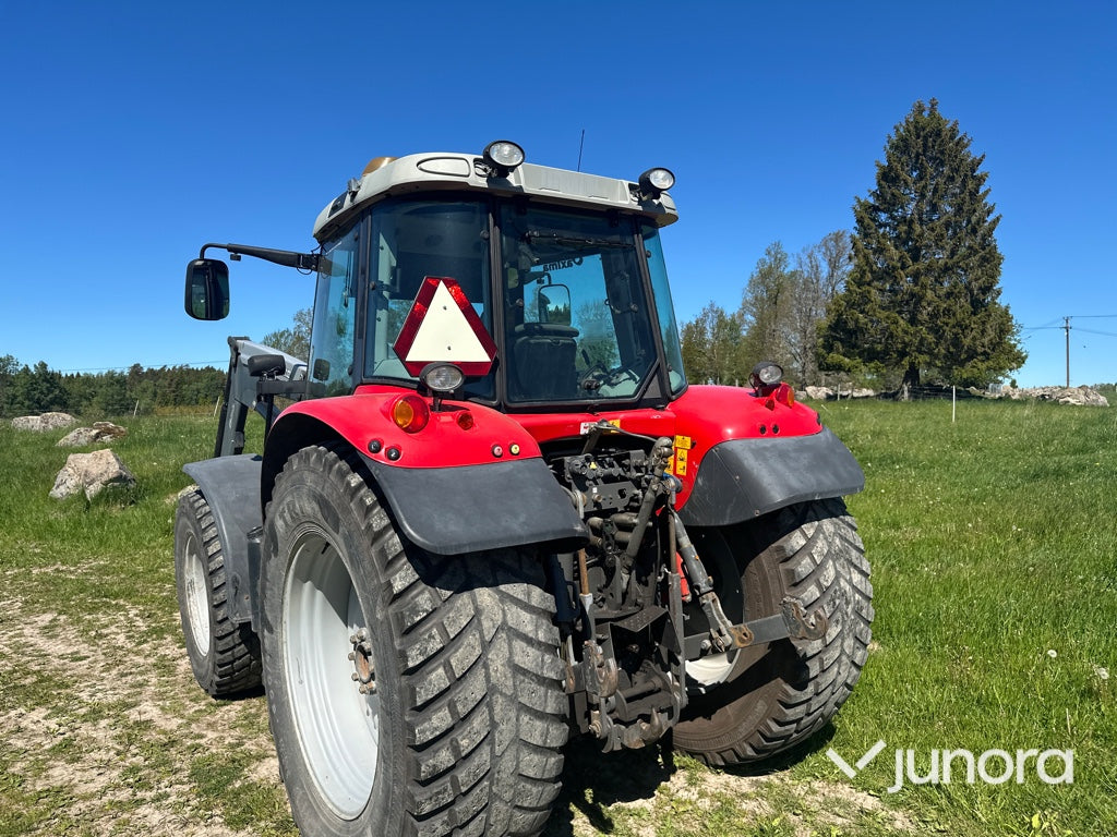 Traktor - Massey Fergusson, MF6455