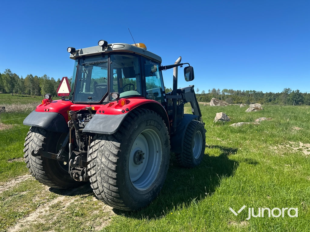 Traktor - Massey Fergusson, MF6455